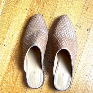 Nisolo almond ama woven mule - lightly worn